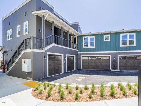 Tiny photo for 101 Aptos Village Way #4, APTOS, CA 95003 (MLS # ML82031135)