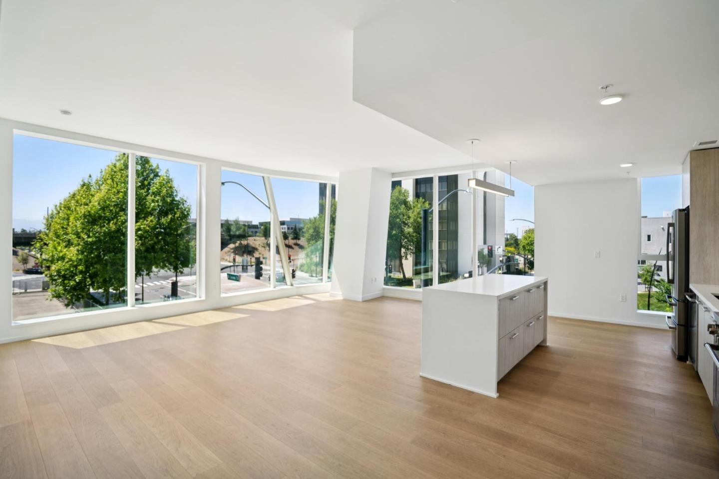 188 West Saint James Street 10402