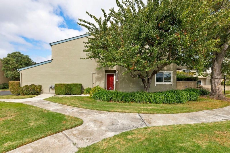 610 Aquarius Lane