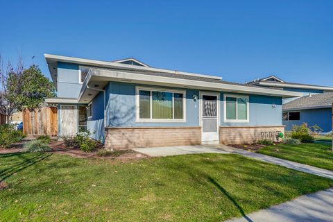 Photo of 1351 Shawn Drive #2, SAN JOSE, CA 95118 (MLS # ML82031126)