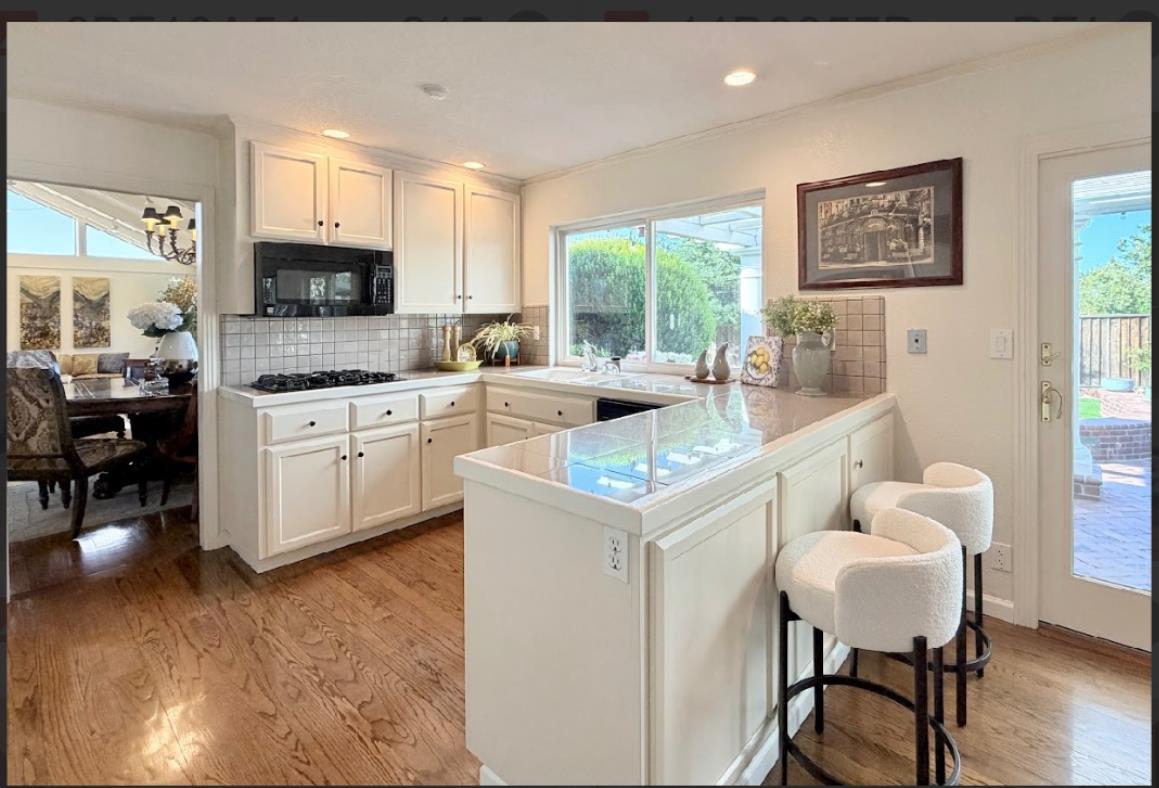 12498 Sumner Drive