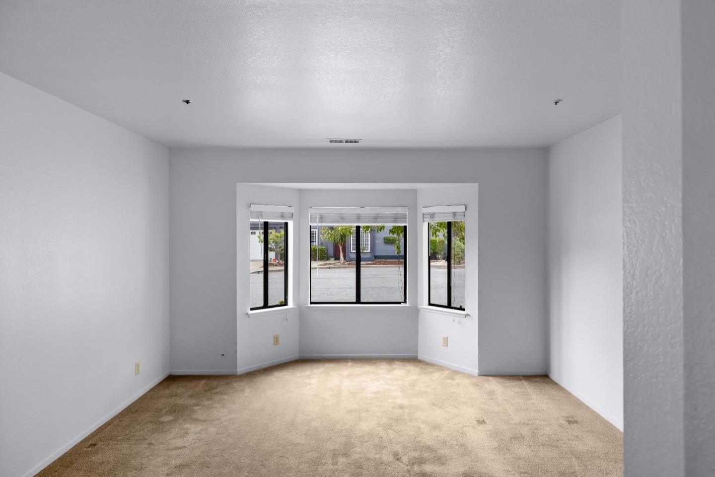 1140 Kimberly Court