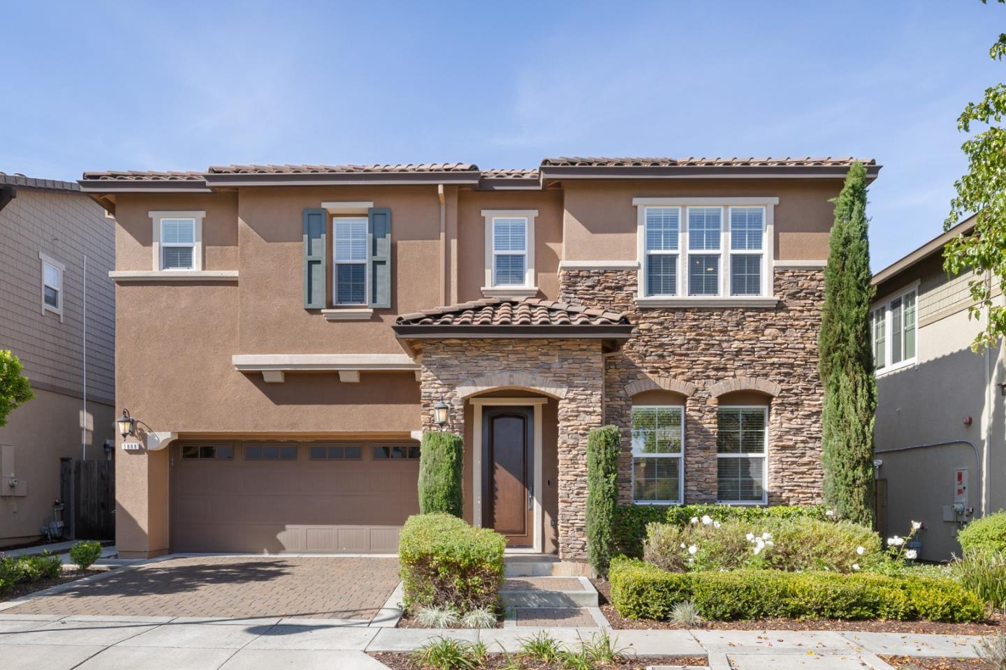 1808 Mulberry Creek