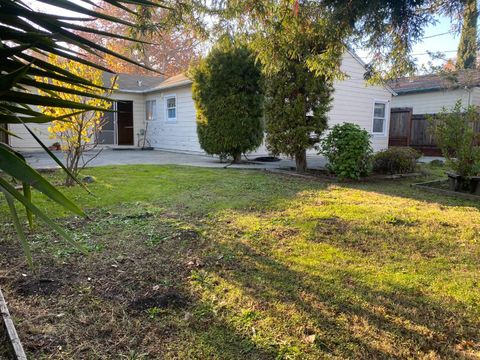 Tiny photo for 1271 Fernside Street, REDWOOD CITY, CA 94061 (MLS # ML82029274)