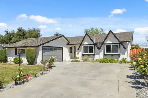 1334 S Blaney Avenue, San Jose, CA 95129 - MLS#: ML82004925
