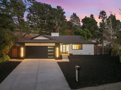 1276 Laurel Hill Drive, San Mateo, CA 94402 - #: ML82024210
