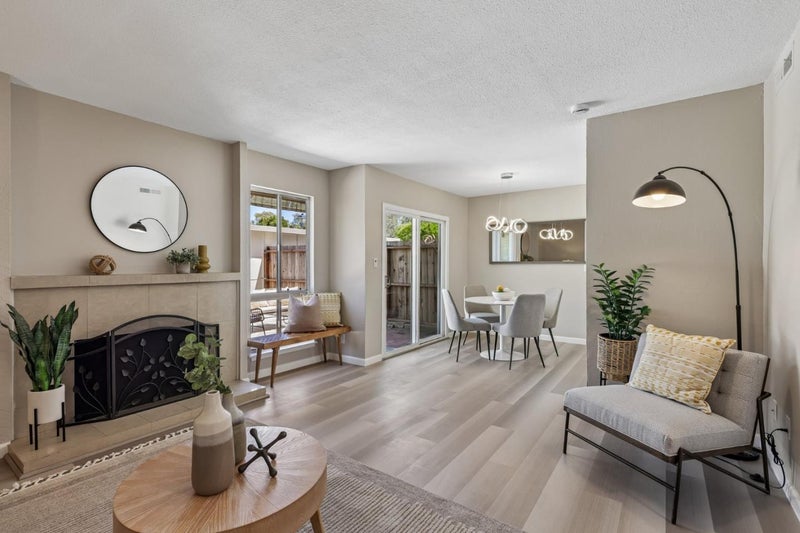 16 Greenview Lane