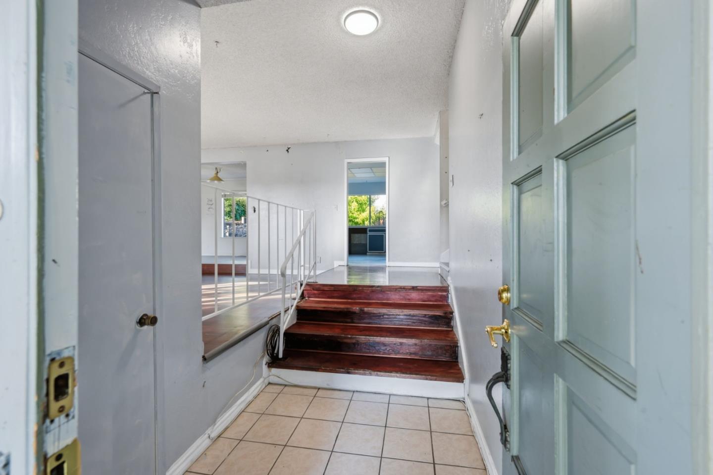 2846 Agua Vista Drive