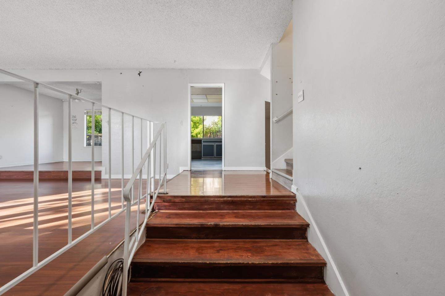 2846 Agua Vista Drive