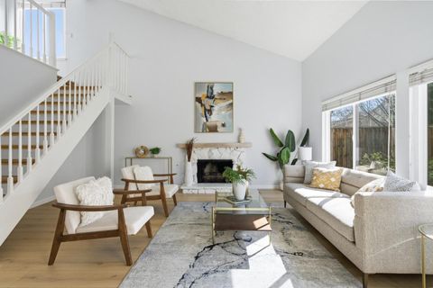 Photo of 107 Evandale Ave, MOUNTAIN VIEW, CA 94043 (MLS # ML82033817)