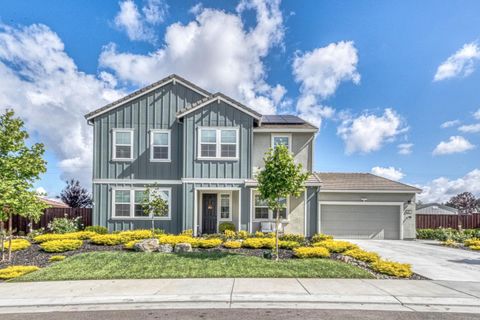 Photo of HOLLISTER, CA 95023 (MLS # ML82044945)