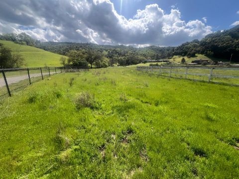 Tiny photo for 5390 Little Uvas Road, MORGAN HILL, CA 95037 (MLS # ML82002192)