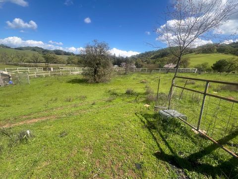 Tiny photo for 5390 Little Uvas Road, MORGAN HILL, CA 95037 (MLS # ML82002192)