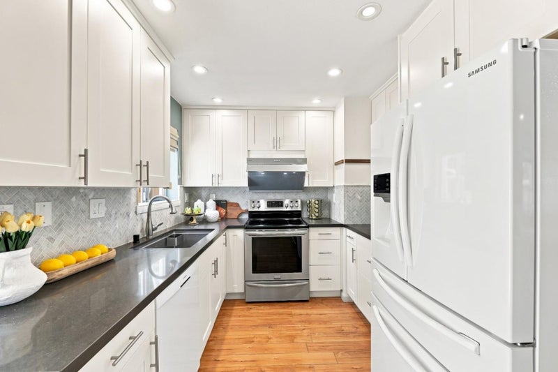 4165 Renaissance Drive 6