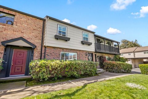 Photo of 1384 N Loop Drive, SAN JOSE, CA 95126 (MLS # ML82028367)