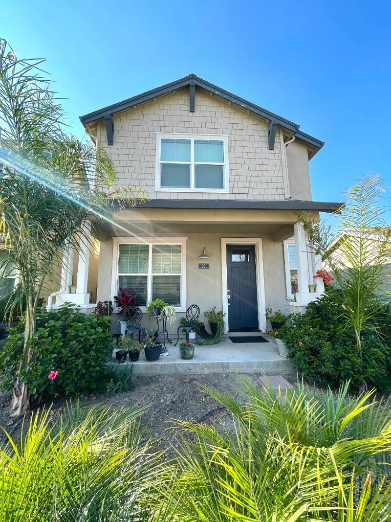 1278 Sycamore Street