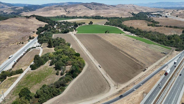 10 CHITTENDEN RD, SAN JUAN BAUTISTA, CA 95045 - Image f87fde8c1bef2507590e0c433cab436f/2117674448