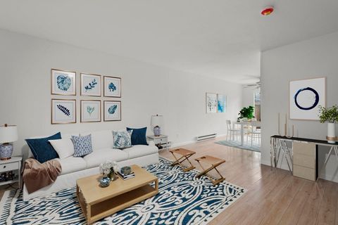 Photo of 27418 Susan Place #3, HAYWARD, CA 94544 (MLS # ML82024420)