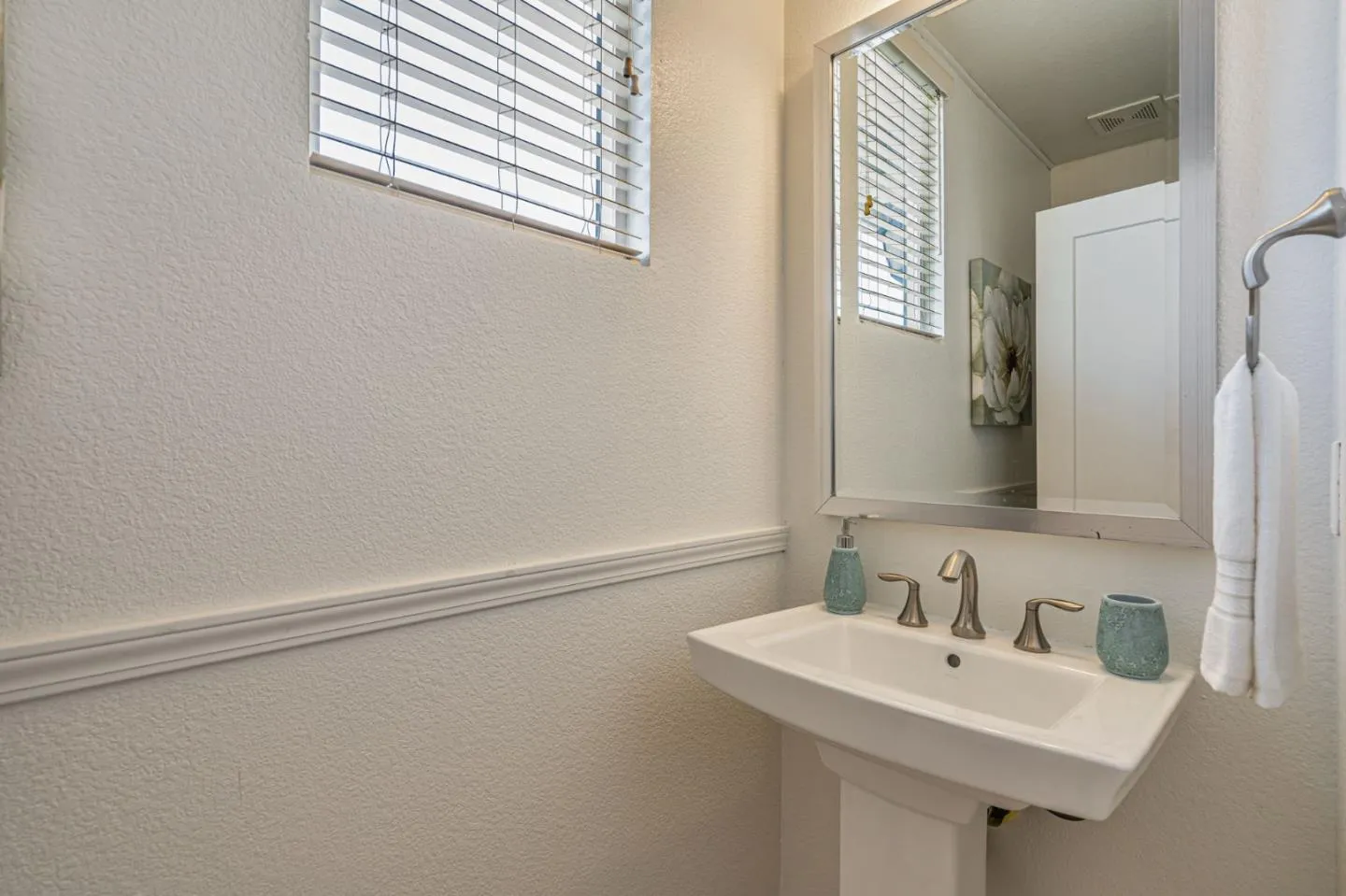 San Jose, California 95123, United States, 3 Bedrooms Bedrooms, ,3 BathroomsBathrooms,Residential,Active,158721