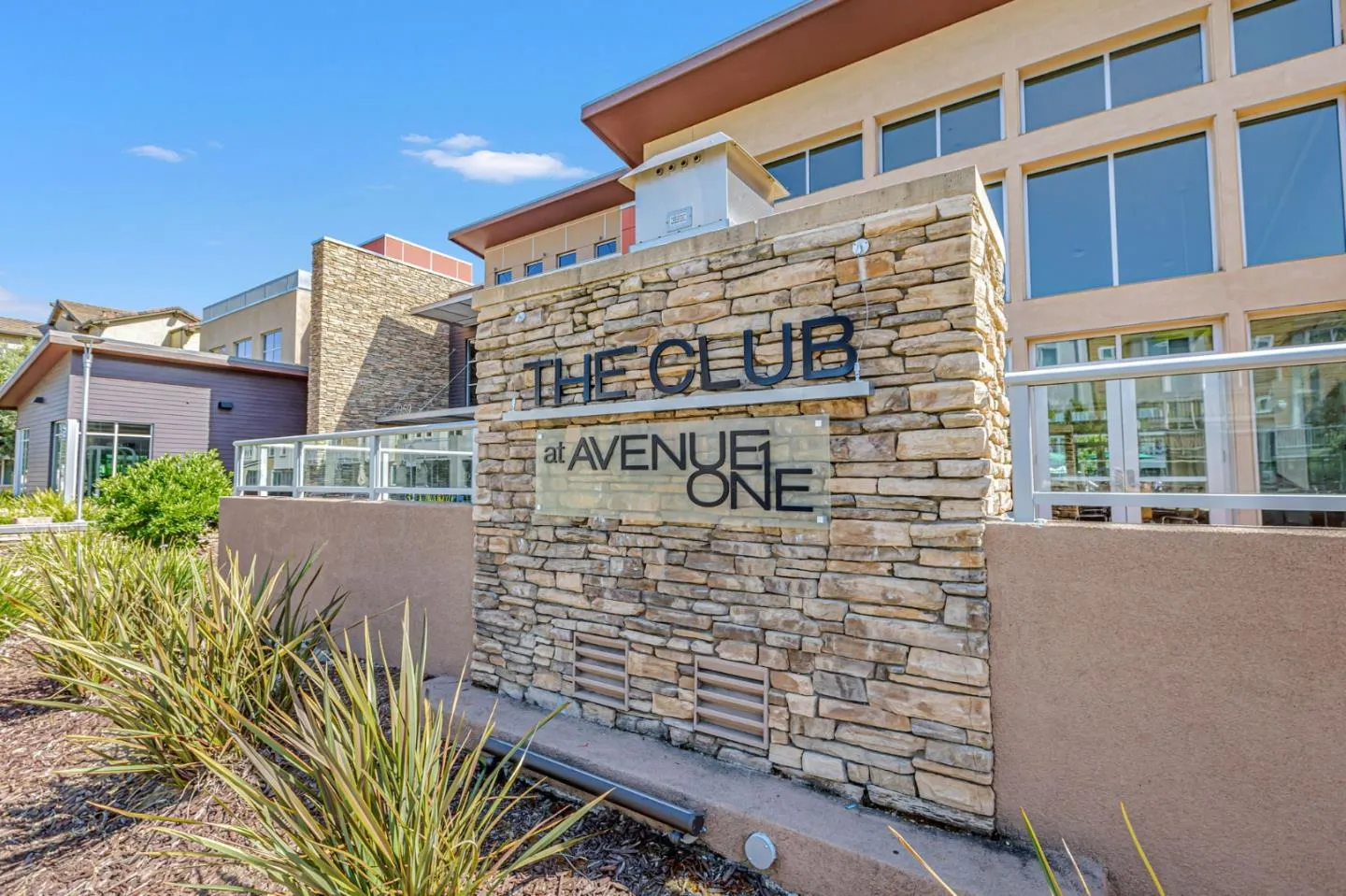 San Jose, California 95123, United States, 3 Bedrooms Bedrooms, ,3 BathroomsBathrooms,Residential,Active,158721