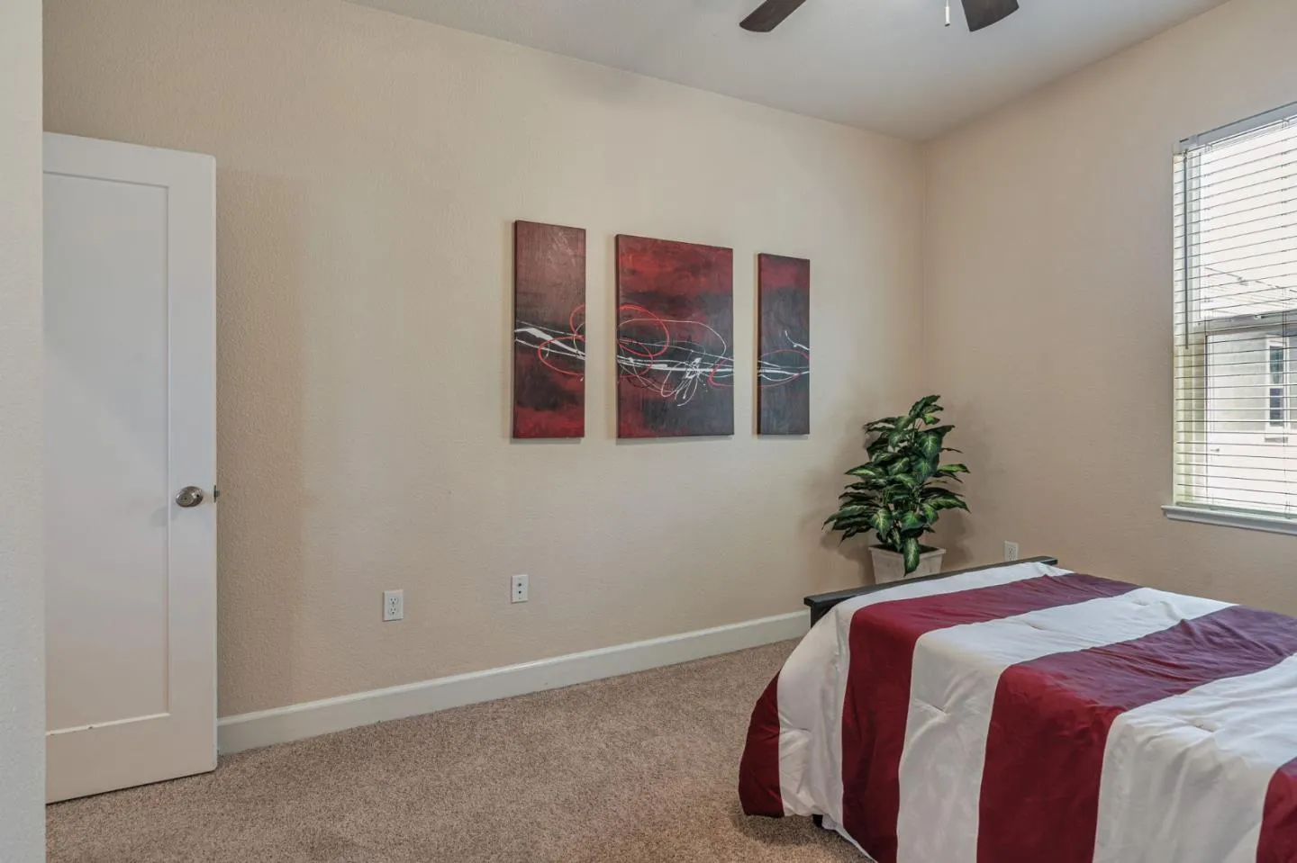 San Jose, California 95123, United States, 3 Bedrooms Bedrooms, ,3 BathroomsBathrooms,Residential,Active,158721