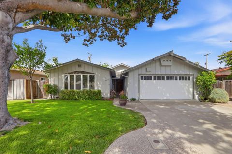 Photo of 3503 Emmett Place, SANTA CLARA, CA 95051 (MLS # ML82041858)