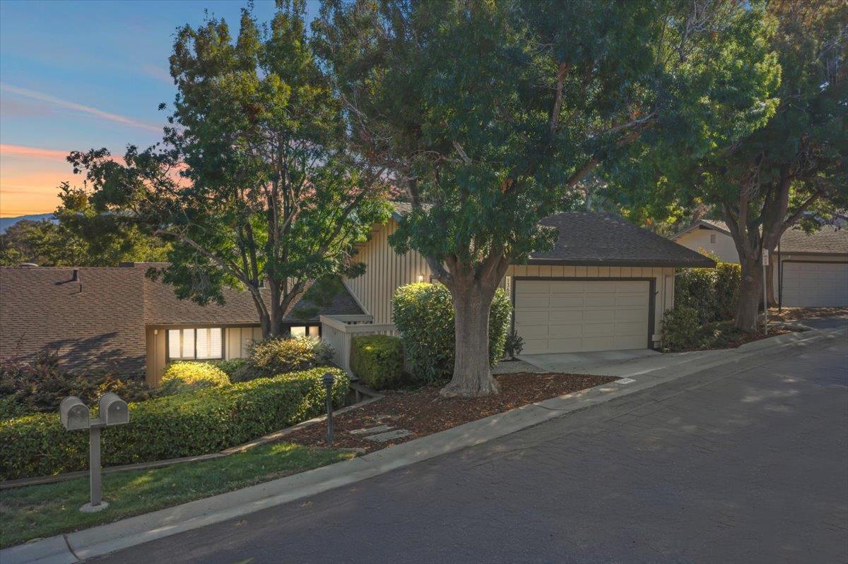 1360 Trinity Drive