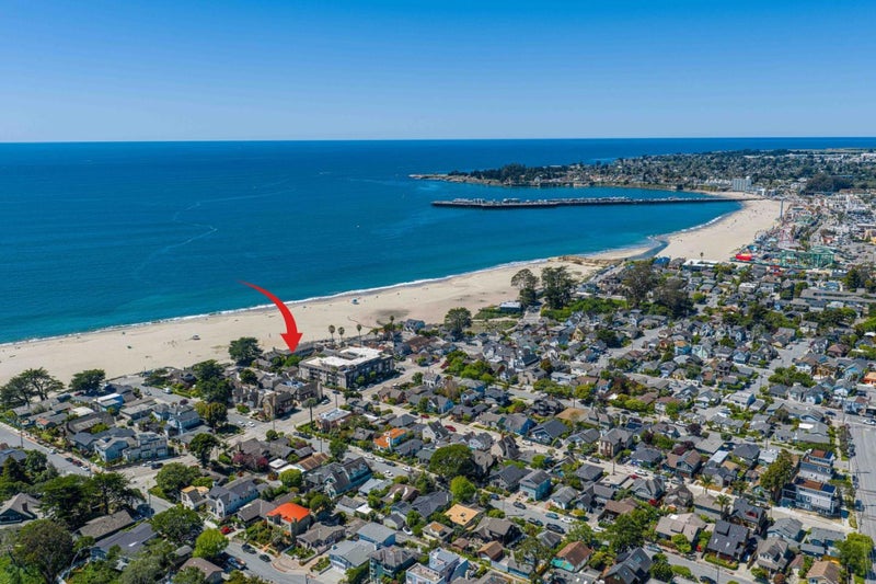 1703 East Cliff Drive