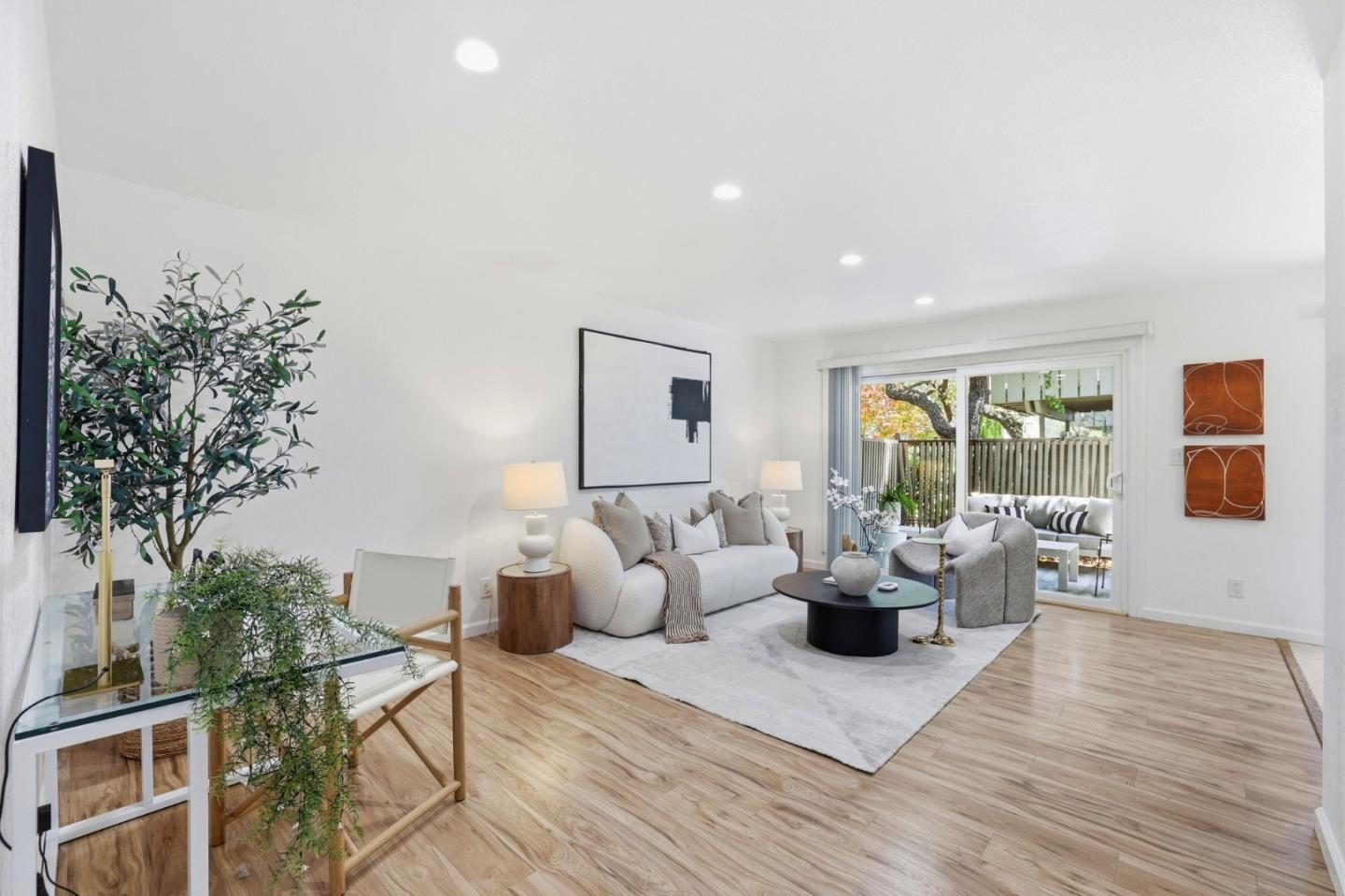 255 South Rengstorff Avenue 173