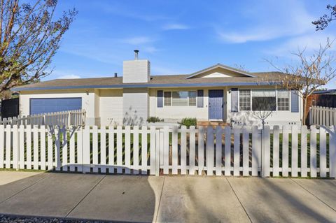 Photo of 7611 Westwood Drive, GILROY, CA 95020 (MLS # ML82037185)