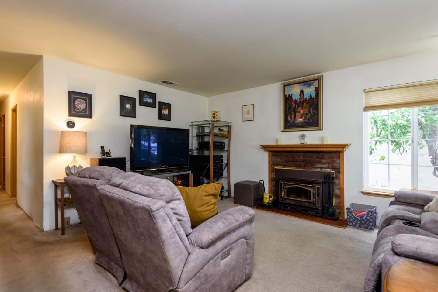 915 Dorian Court