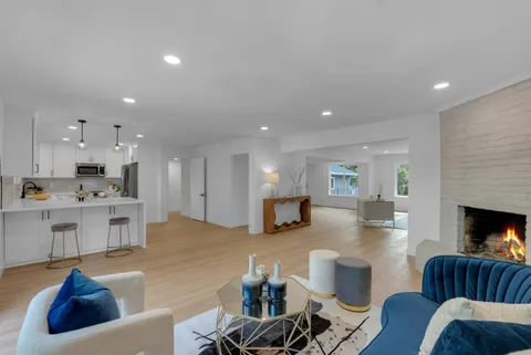 385 Phelps Road, San Carlos, CA 94070 - MLS#: ML82000027