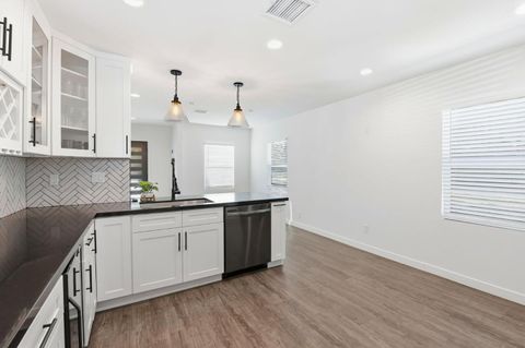 Tiny photo for 17055 Gault Street, VAN NUYS, CA 91406 (MLS # ML82028742)
