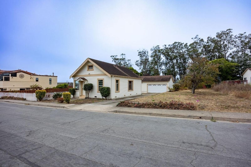 978 Palma Street
