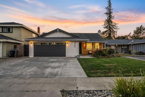 Photo of 5705 Venado Court, San Jose, CA 95123 (MLS # ML82060458)