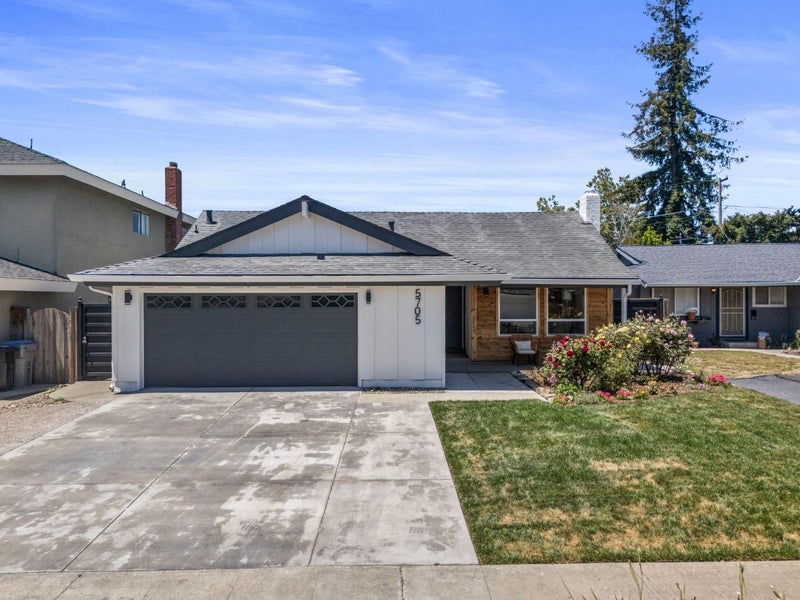 5705 Venado Court