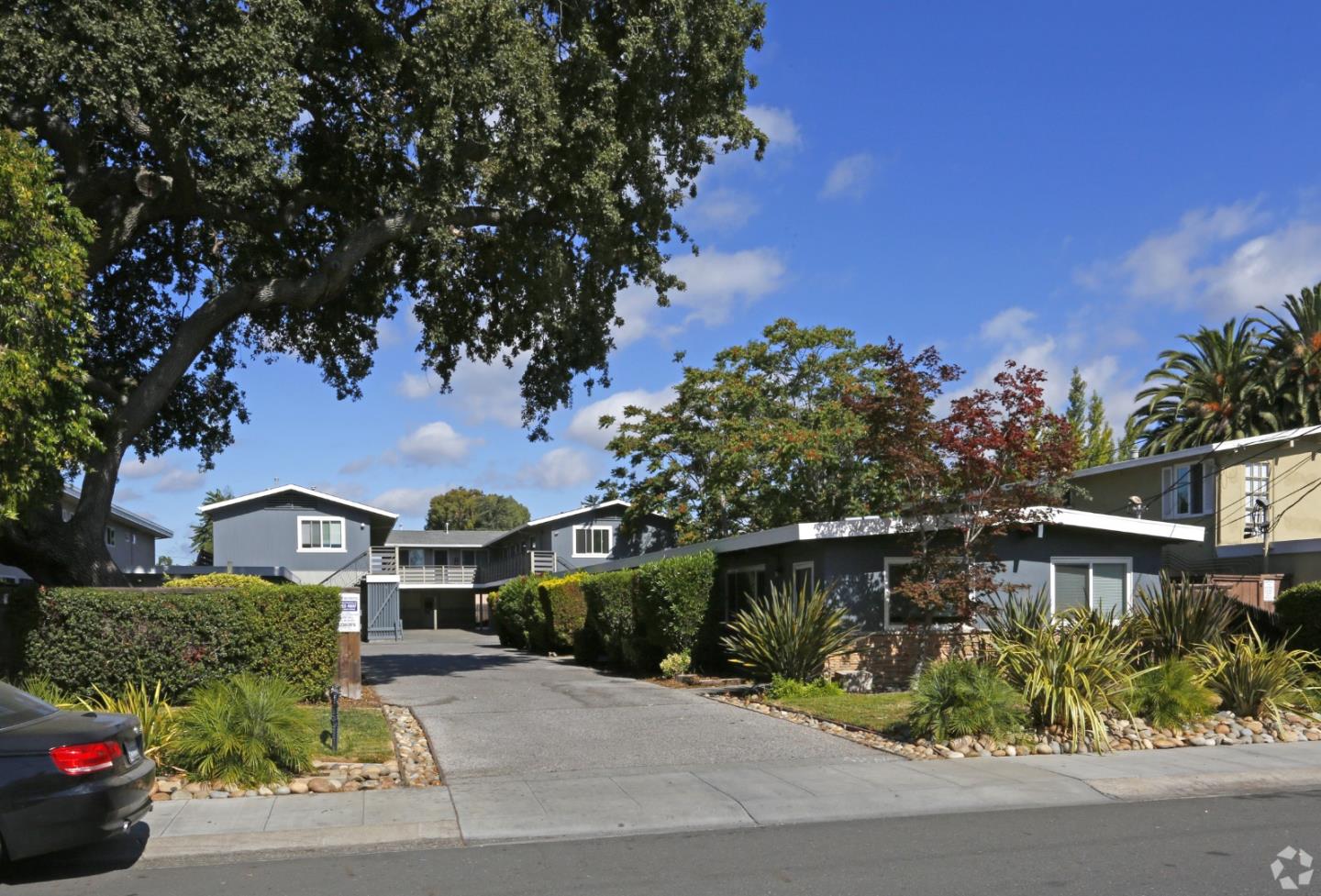 330 Ventura Avenue