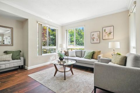 Photo of 546 Marble Arch Avenue, SAN JOSE, CA 95136 (MLS # ML82022379)