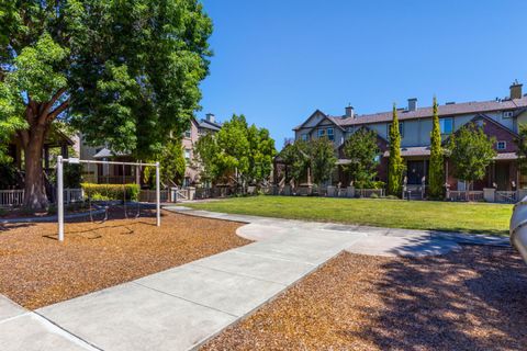 Tiny photo for 2272 Towne Circle, MOUNTAIN VIEW, CA 94040 (MLS # ML82031207)