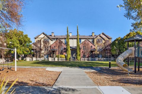 Tiny photo for 2272 Towne Circle, MOUNTAIN VIEW, CA 94040 (MLS # ML82031207)