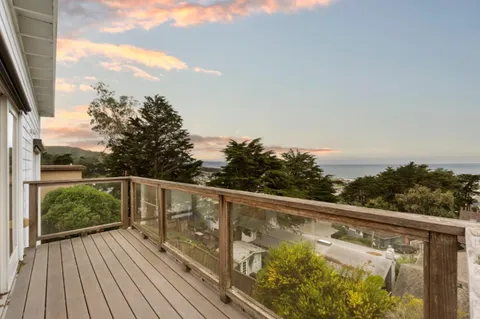 430 Farallon Avenue, Pacifica, CA 94044 - #: ML82033941