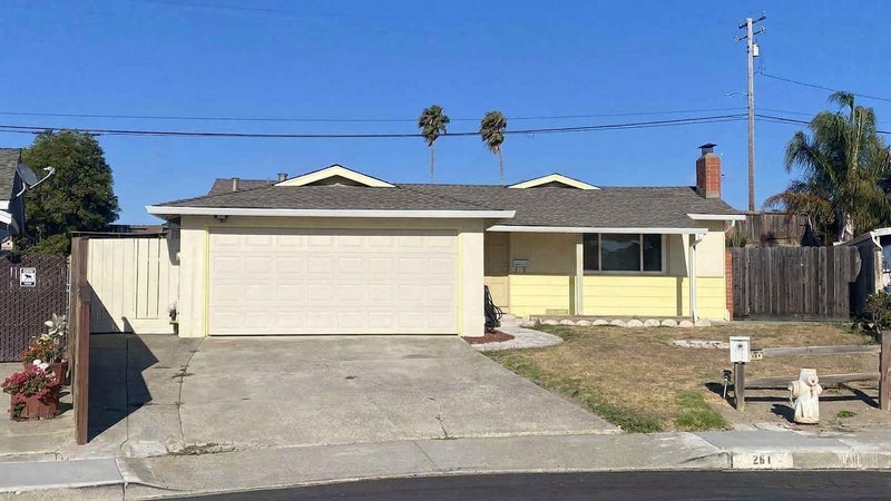 261 Highlands Court