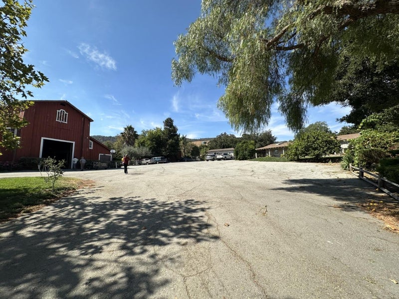 547 Mission Vineyard Road
