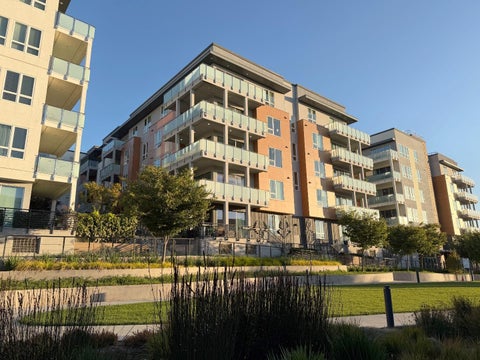 Photo of 45128 Warm Springs Boulevard #351, FREMONT, CA 94539 (MLS # ML82059855)