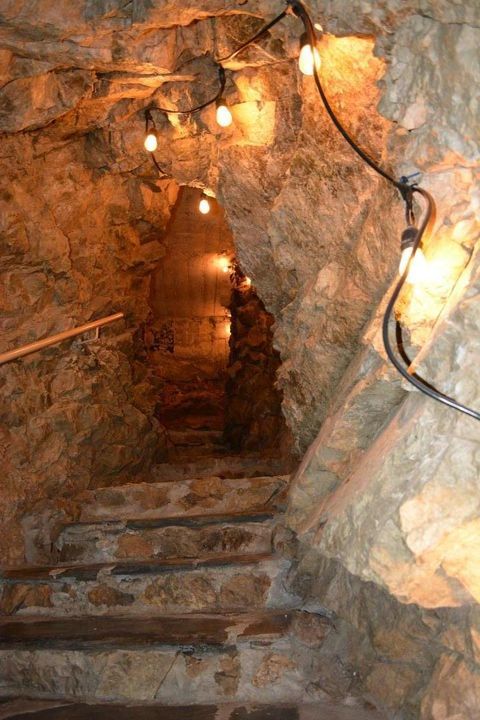 Tiny photo for 3035 Canyon Road, Burlingame, CA 94010 (MLS # ML82036469)