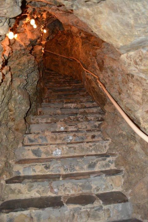 Tiny photo for 3035 Canyon Road, Burlingame, CA 94010 (MLS # ML82036469)