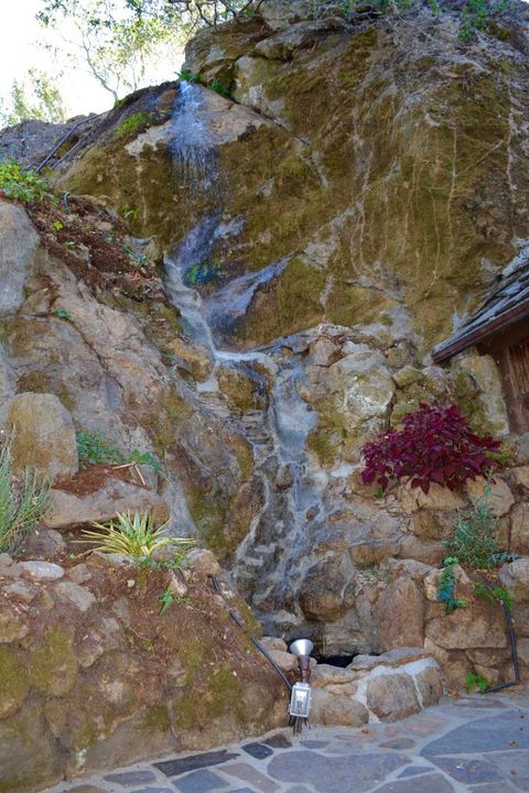 Tiny photo for 3035 Canyon Road, Burlingame, CA 94010 (MLS # ML82036469)