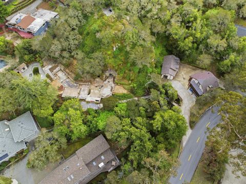 Tiny photo for 3035 Canyon Road, Burlingame, CA 94010 (MLS # ML82036469)