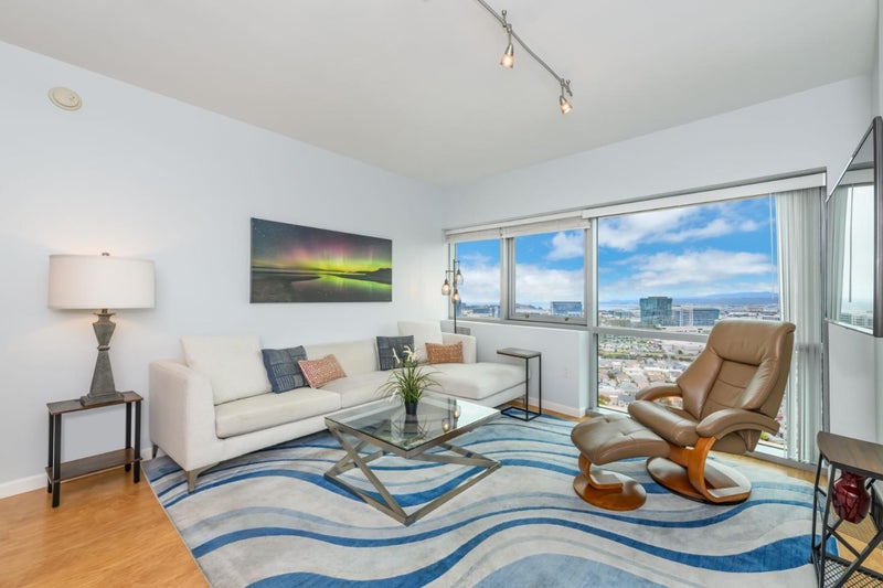 1 Mandalay Place 805