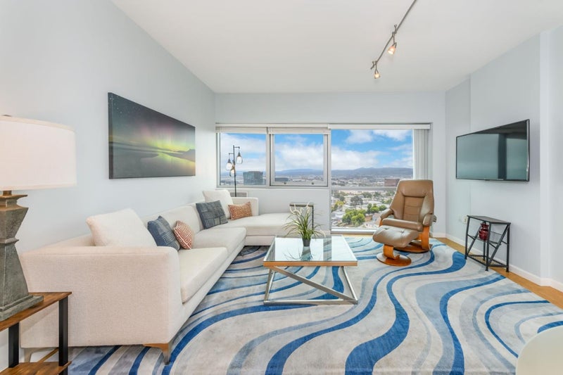 1 Mandalay Place 805